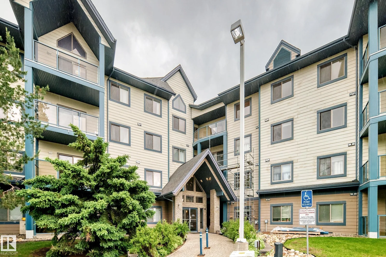 #214 2903 RABBIT HILL RD NW, Edmonton - 3 bedroom Apartment for sale