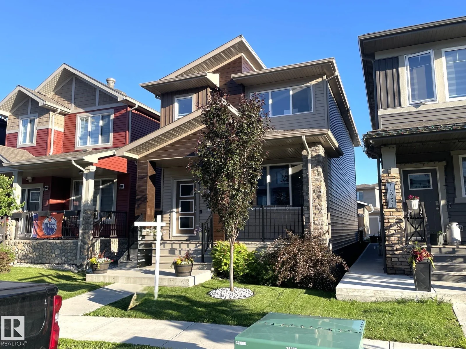 19227 27 AV NW, Edmonton - 3 bedroom Detached Single Family for sale
