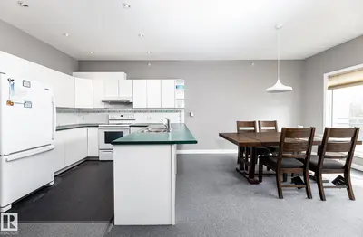 Interior photo 4 of #403 11415 100 AV NW