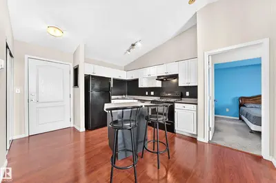Interior photo 3 of #524 7511 171 ST NW