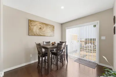 Interior photo 4 of 3039 Harvey CR NW