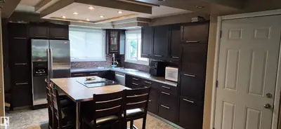 Interior photo 3 of 10523 105 ST