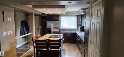 Interior photo 4 of 10523 105 ST