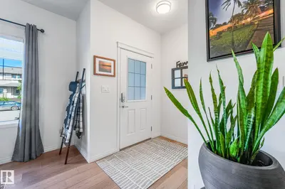 Interior photo 2 of 4417 38 ST