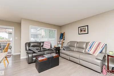 Interior photo 4 of 16423 134 ST NW