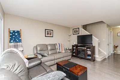 Interior photo 2 of 16423 134 ST NW