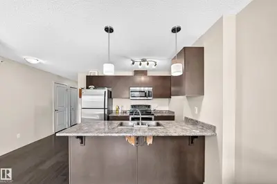 Interior photo 2 of #416 3357 16A AV NW