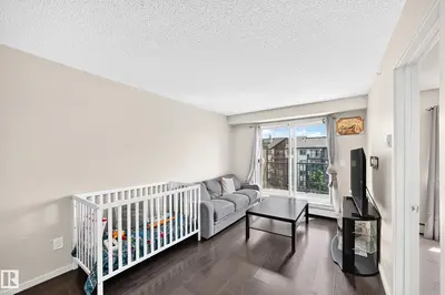 Interior photo 3 of #416 3357 16A AV NW