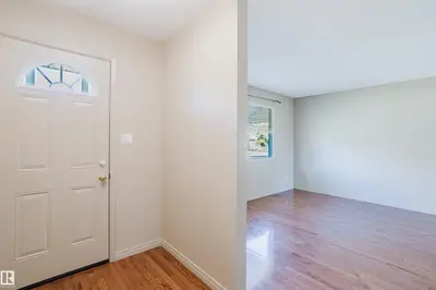 Interior photo 1 of 30 BRAMPTON ST S