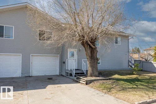 15805 104 AV NW, Edmonton - $435,000