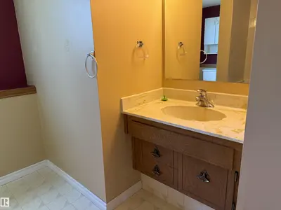 Interior photo 2 of 5503 Centennial DR