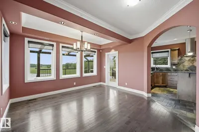 Interior photo 2 of 1423 TWP ROAD 512