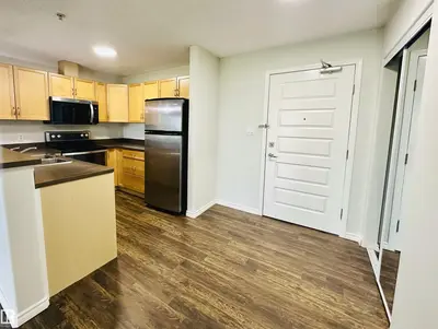 Interior photo 3 of #318 646 MCALLISTER LO SW