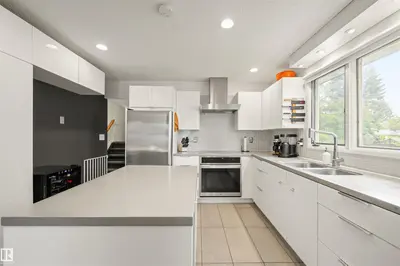 Interior photo 2 of 11329 33A AV NW