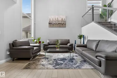 Interior photo 2 of 1231 26 ST NW