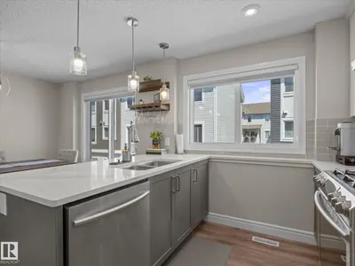 Interior photo 3 of #16 330 BULYEA RD NW