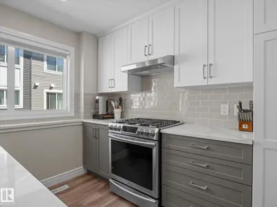 Interior photo 2 of #16 330 BULYEA RD NW