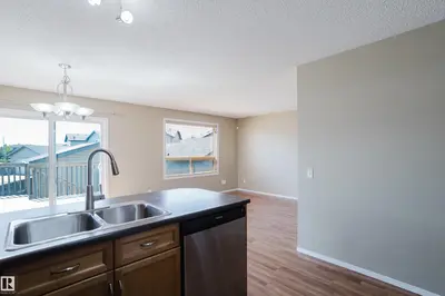 Interior photo 3 of 4610 SOUTH PARK DR