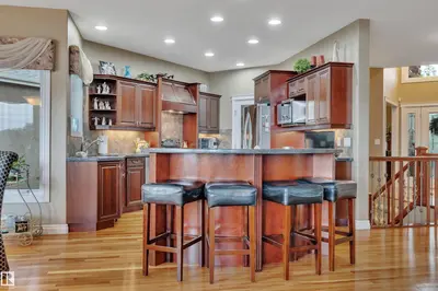 Interior photo 3 of 38 SHORES DR