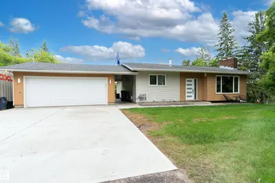 Interior photo 1 of #21 26328 MEADOWVIEW DR