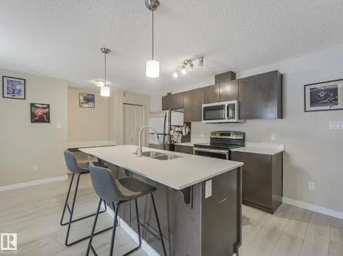 #110 508 ALBANY WY NW, Edmonton - $195,000