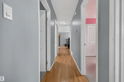 Interior photo 2 of 5317 60 ST