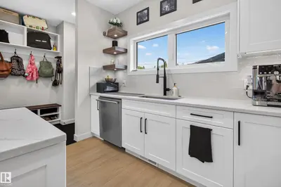 Interior photo 4 of 9333 148 ST NW