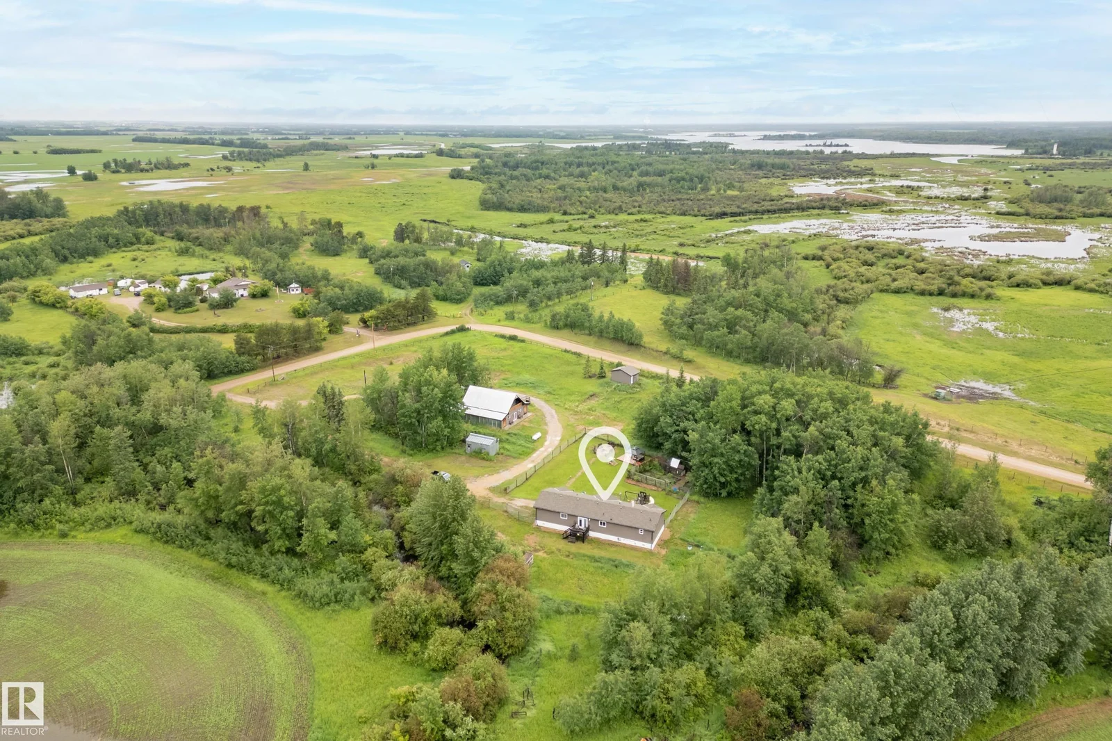 59415 Range Road 243, Rural Westlock County - 4 bedroom Detached Single Family for sale