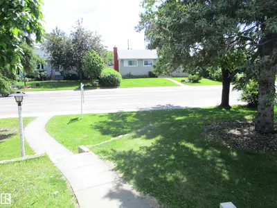 Interior photo 1 of 10946 165 ST NW NW