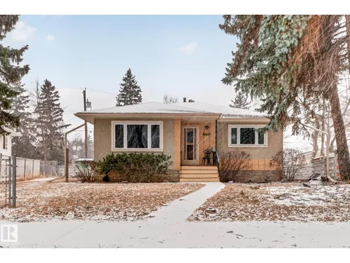 11255 71 AV NW, Edmonton - $460,000