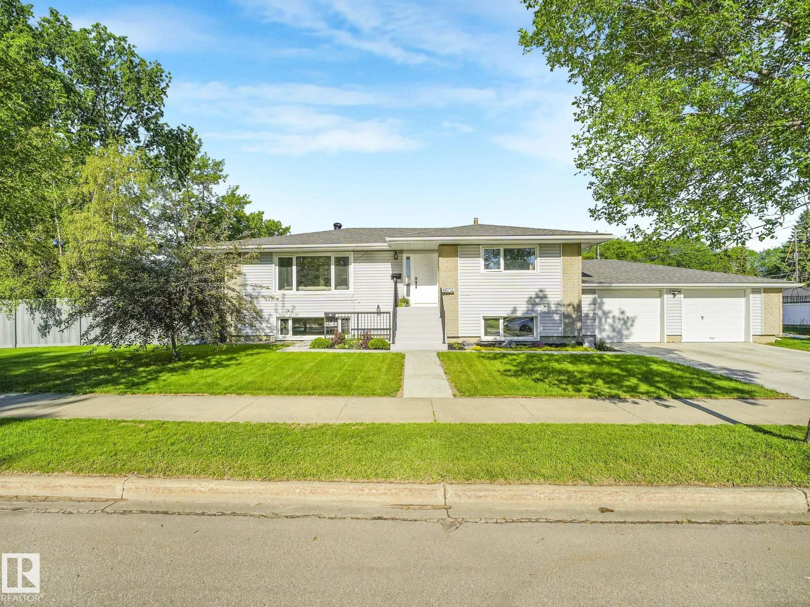 8604/8606 79 ST NW, Edmonton - 4 bedroom Detached Single Family for sale