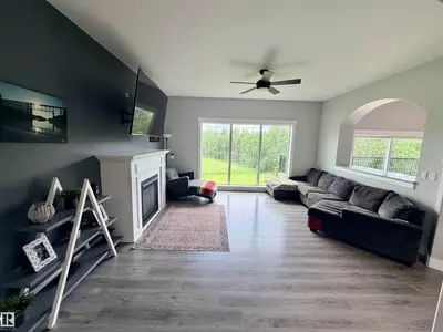 Interior photo 3 of 42119 TWP RD 622