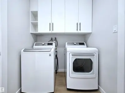 Interior photo 4 of 8011 182A ST NW