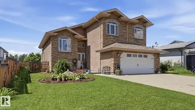 Interior photo 1 of 5130 SPORTSVIEW DR