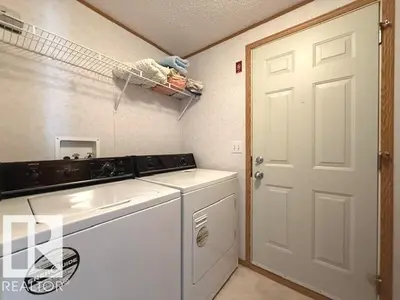 Interior photo 4 of 1645 Jubilee Crescent
