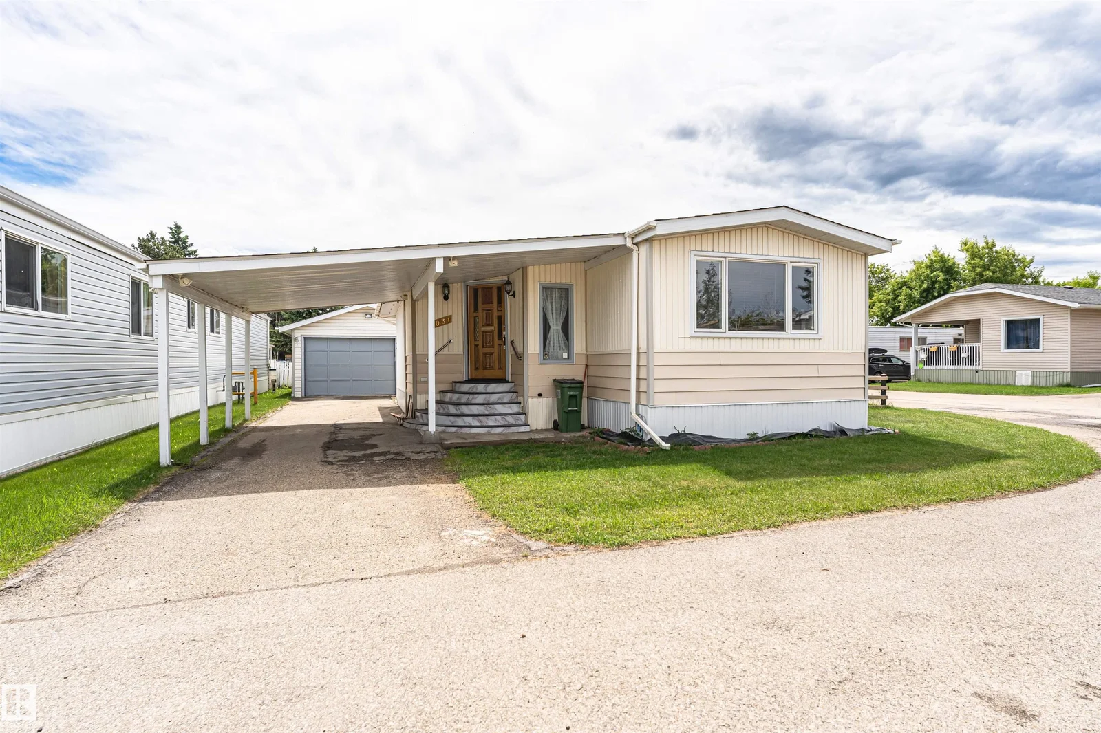 1031 West MT Crescent NW, Edmonton - 3 bedroom Single Family Residence for sale