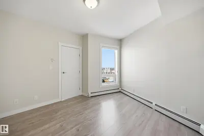Interior photo 4 of #1206 10410 102 AV NW