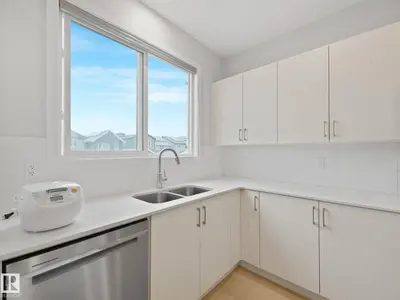 Interior photo 2 of 5128 KINNEY WY SW SW