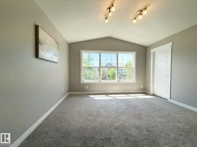 Interior photo 4 of 3110 PAISLEY RD SW