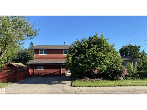 12137 50 ST NW, Edmonton - $475,000