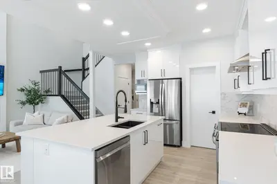 Interior photo 4 of 1214 EATON LN NW