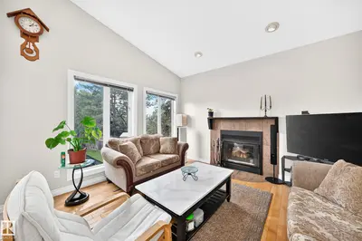 Interior photo 2 of 8517 156 AV NW