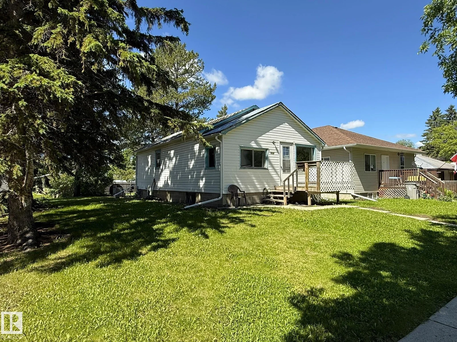 5132 52 ST, Warburg - 2 bedroom Detached Single Family for sale