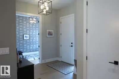 Interior photo 4 of 4605 Knight PT SW