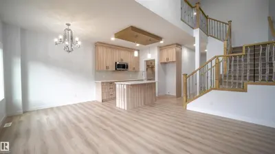 Interior photo 3 of 3708 40 Ave