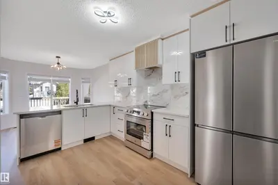 Interior photo 4 of 4124 37A AV NW