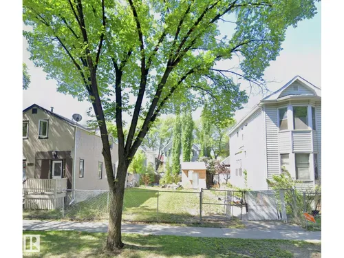 10858 92 ST NW, Edmonton - $99,500