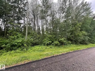 Interior photo 3 of 2130 2001 Twp Rd 474