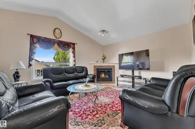 Interior photo 3 of 6140 18 AV SW