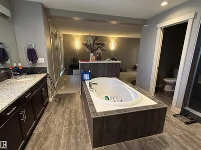 Interior photo 2 of 2036 Rochester AV NW